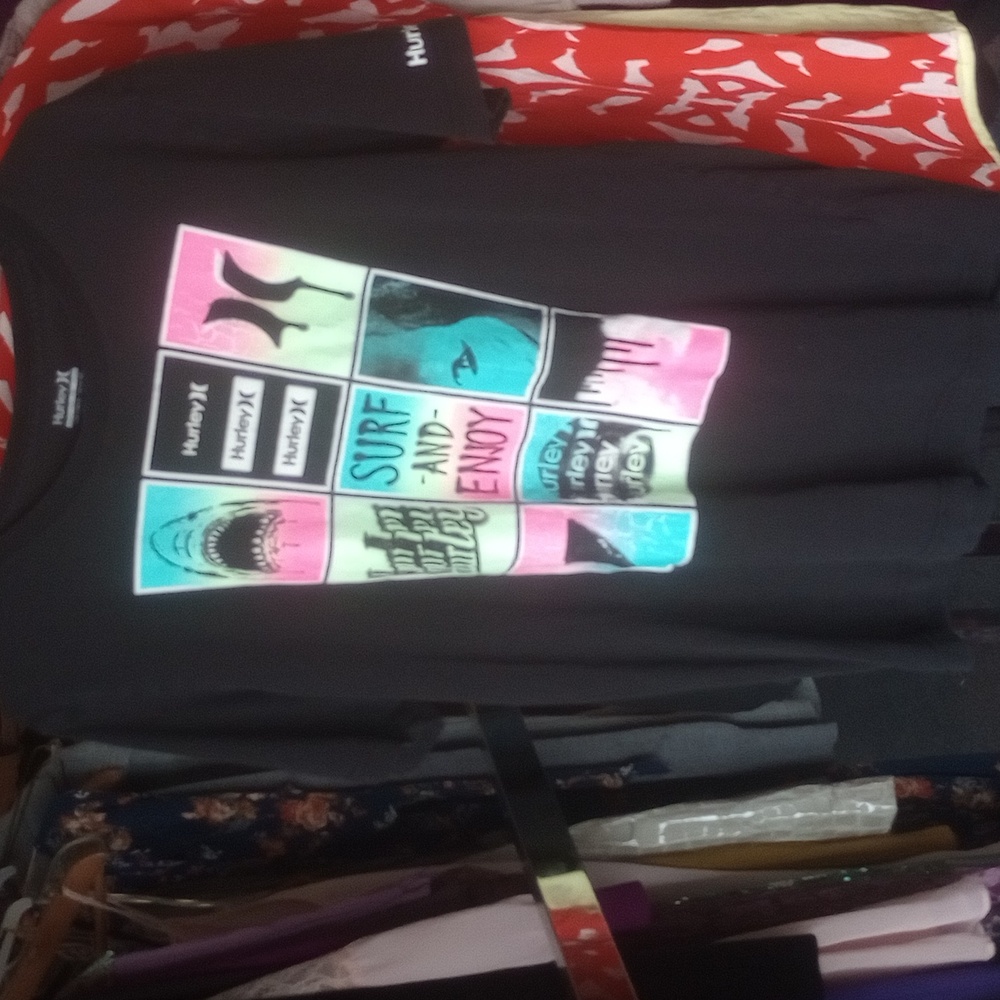 Hurley Tshirt